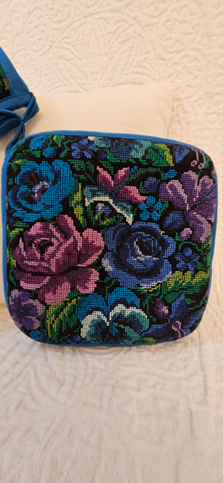 Mayan Oven Mitt & Potholder - Blue Floral